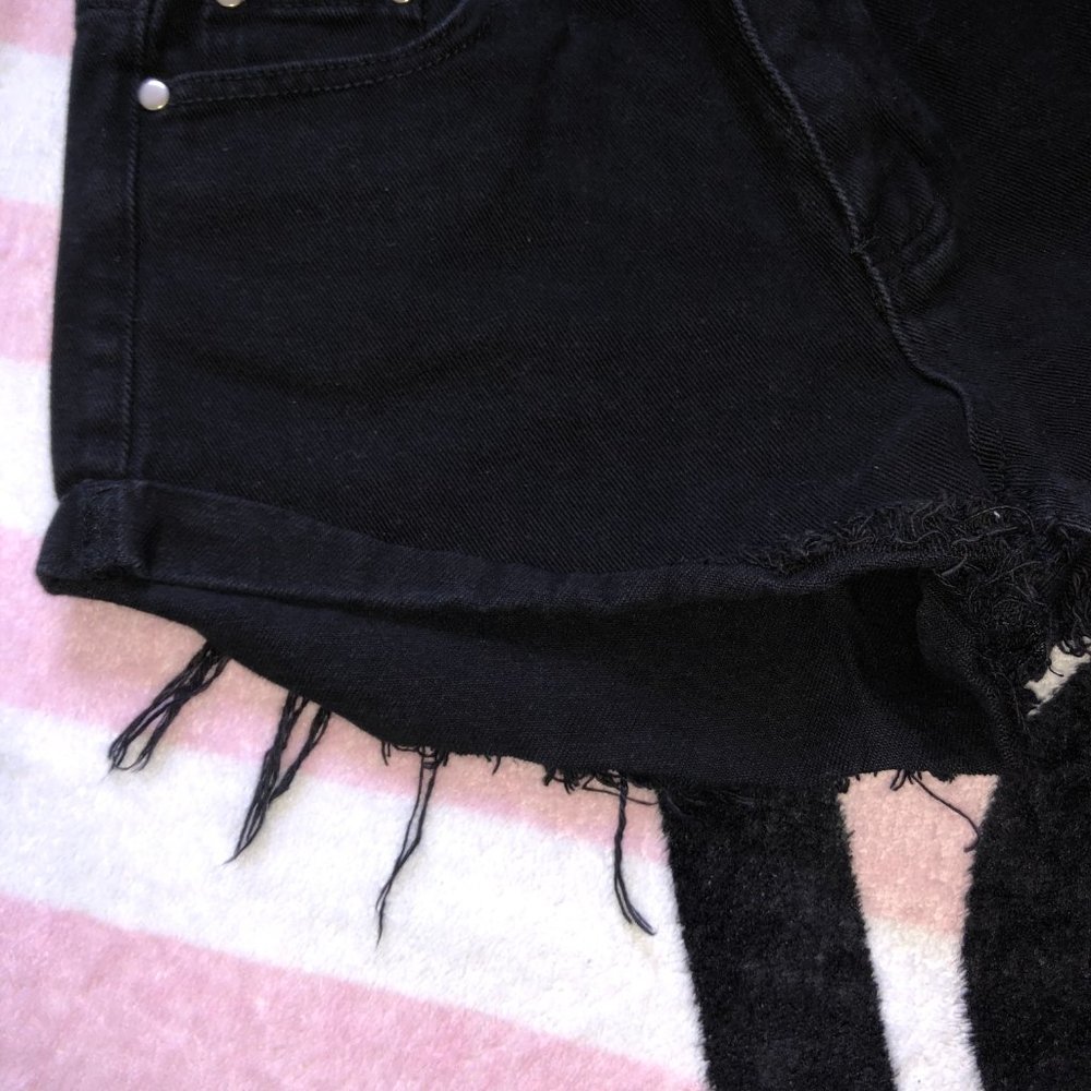 Princess Polly Jean Shorts - Picture 6 of 9